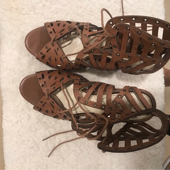 Jessica Simpson heels - Picture 5 of 6